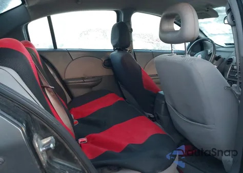 2006 Saturn Ion 2 from USA, damaged, VIN 1G8AJ55F66Z102543